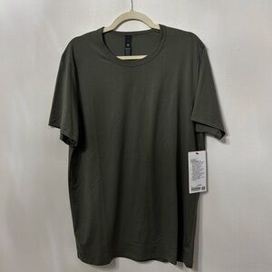 Sold Out Lululemon Men’s Fundamental T Army Green